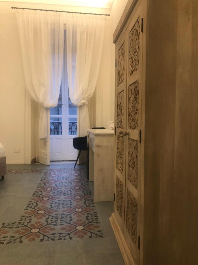 Bed and Breakfast Ursino'S Luxury Катанія Екстер'єр фото